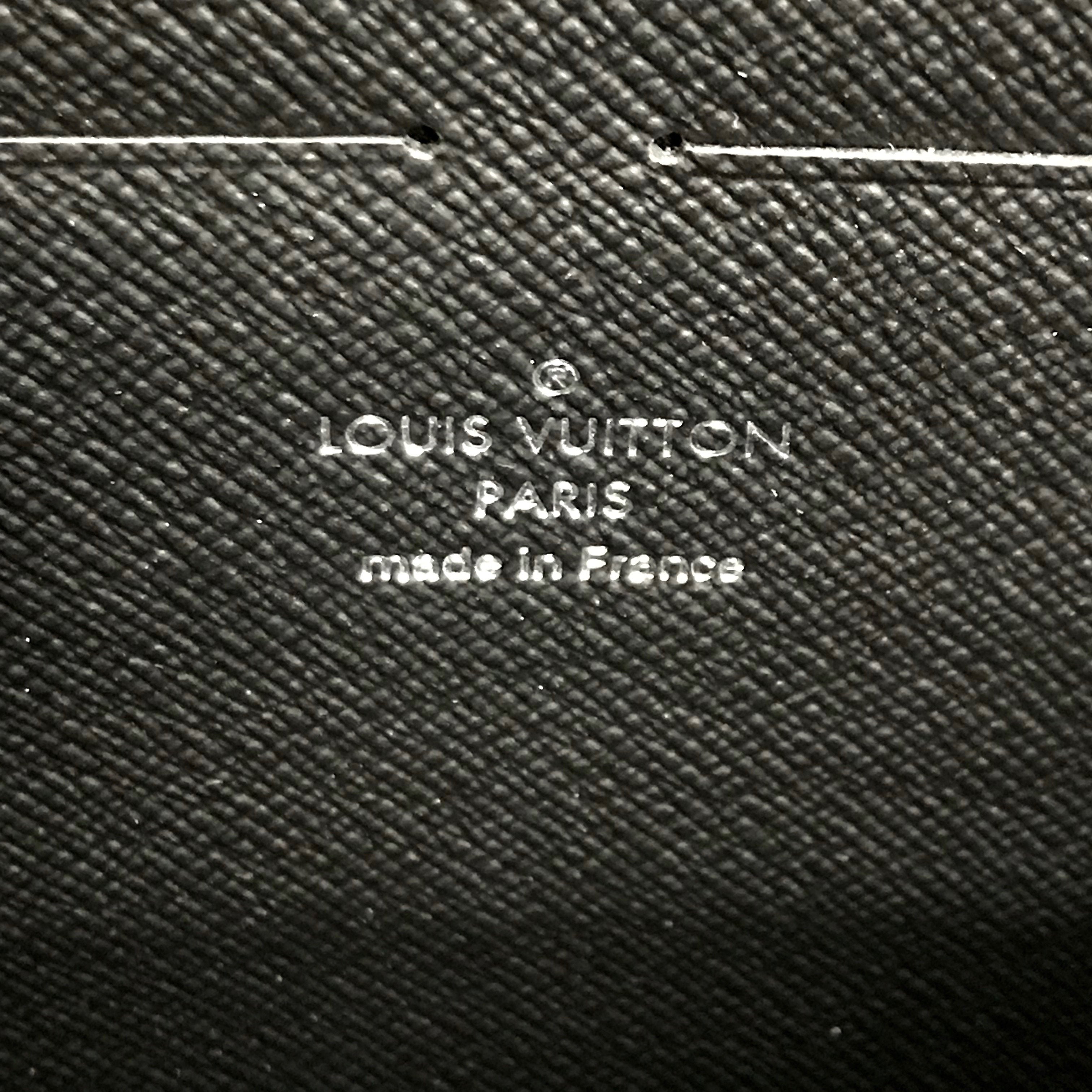 Louis Vuitton Damier Graphite Pochette Voyage GM
