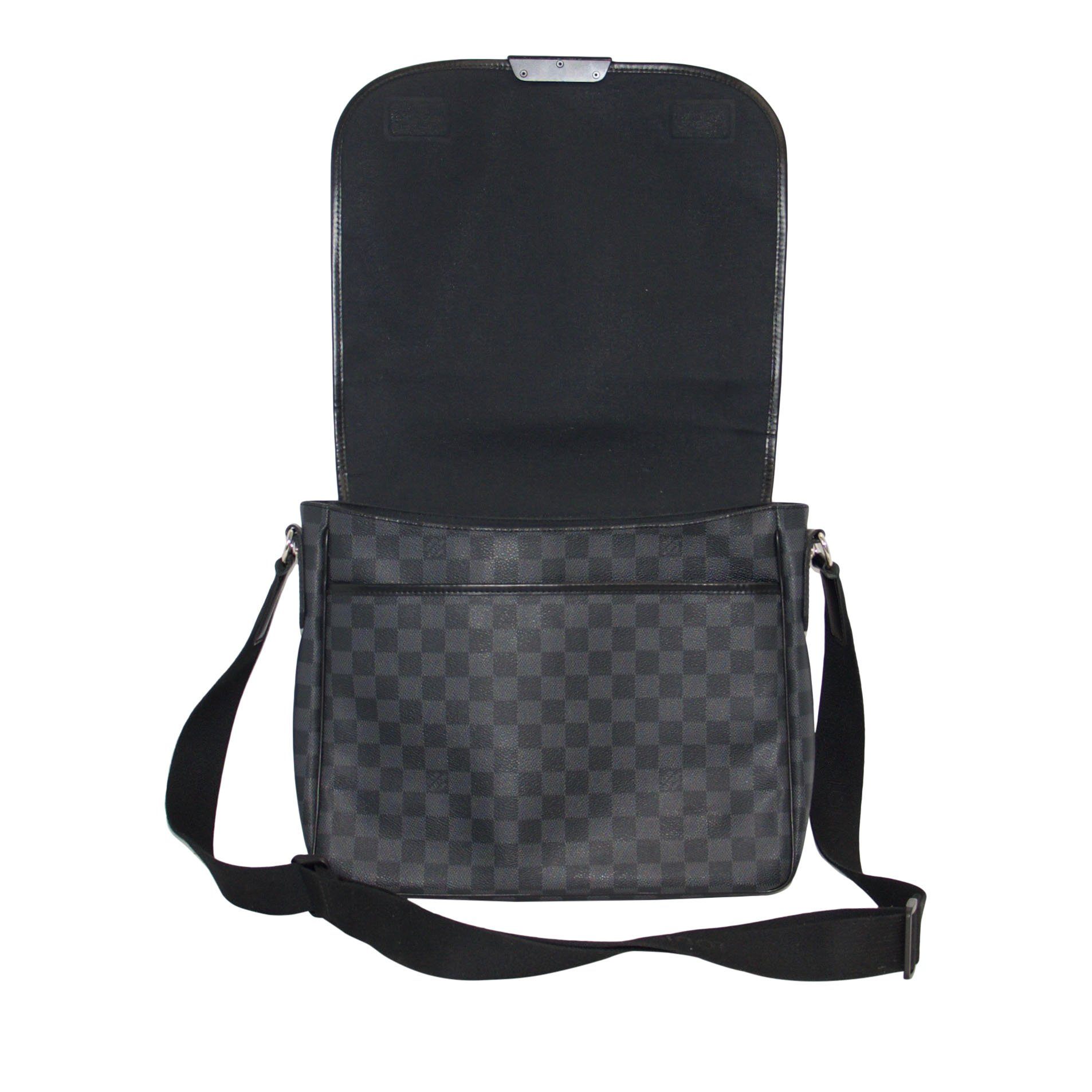 Louis Vuitton Damier Graphite Renzo Messenger Bag