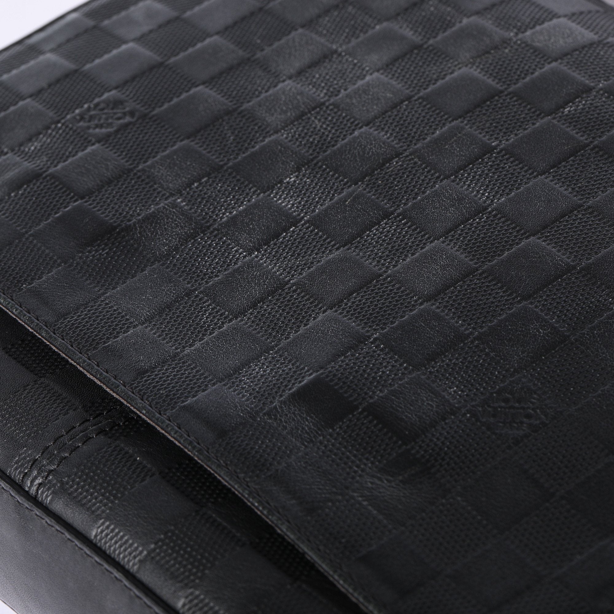 Louis Vuitton Damier Infini District PM