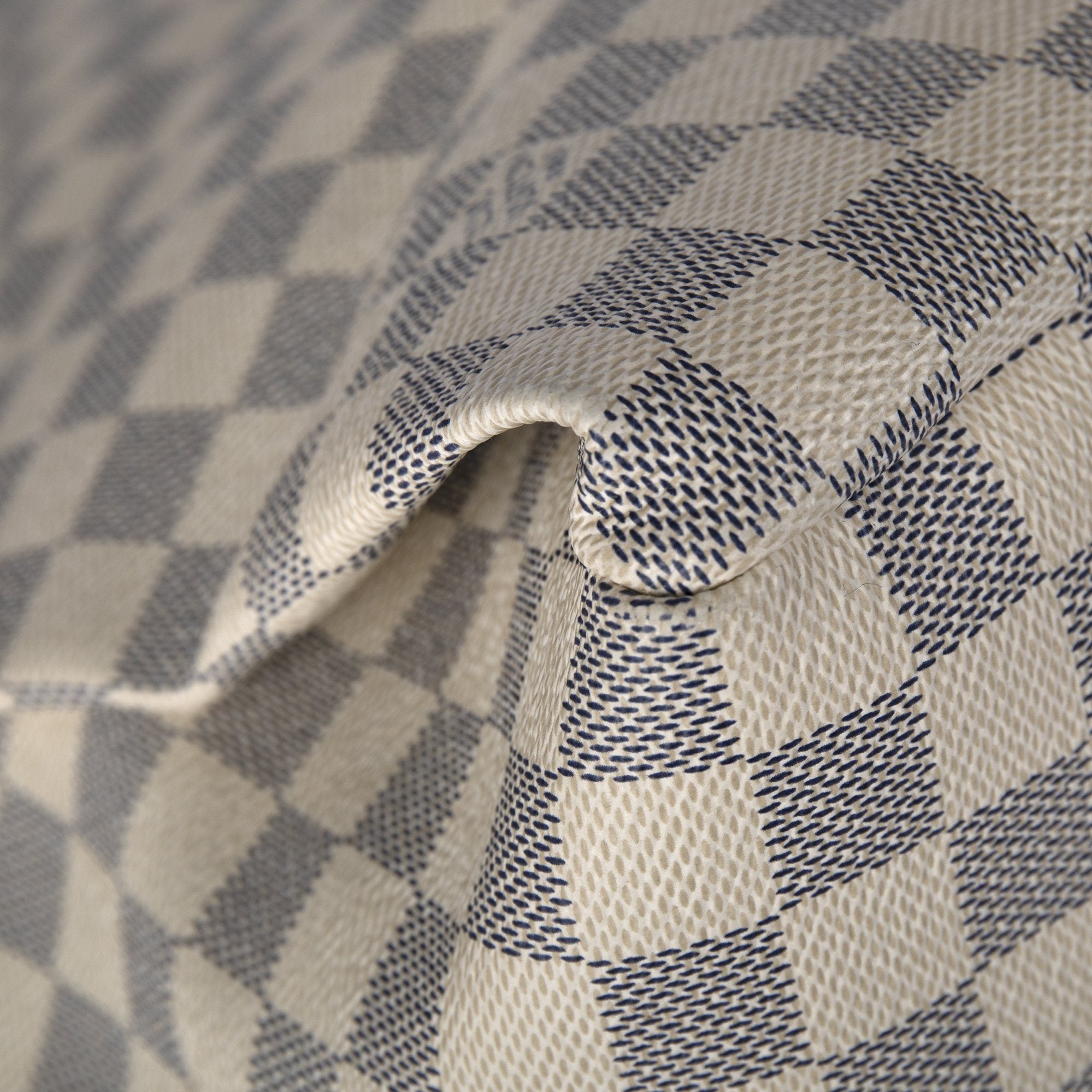 Louis Vuitton Monogram Artsy MM