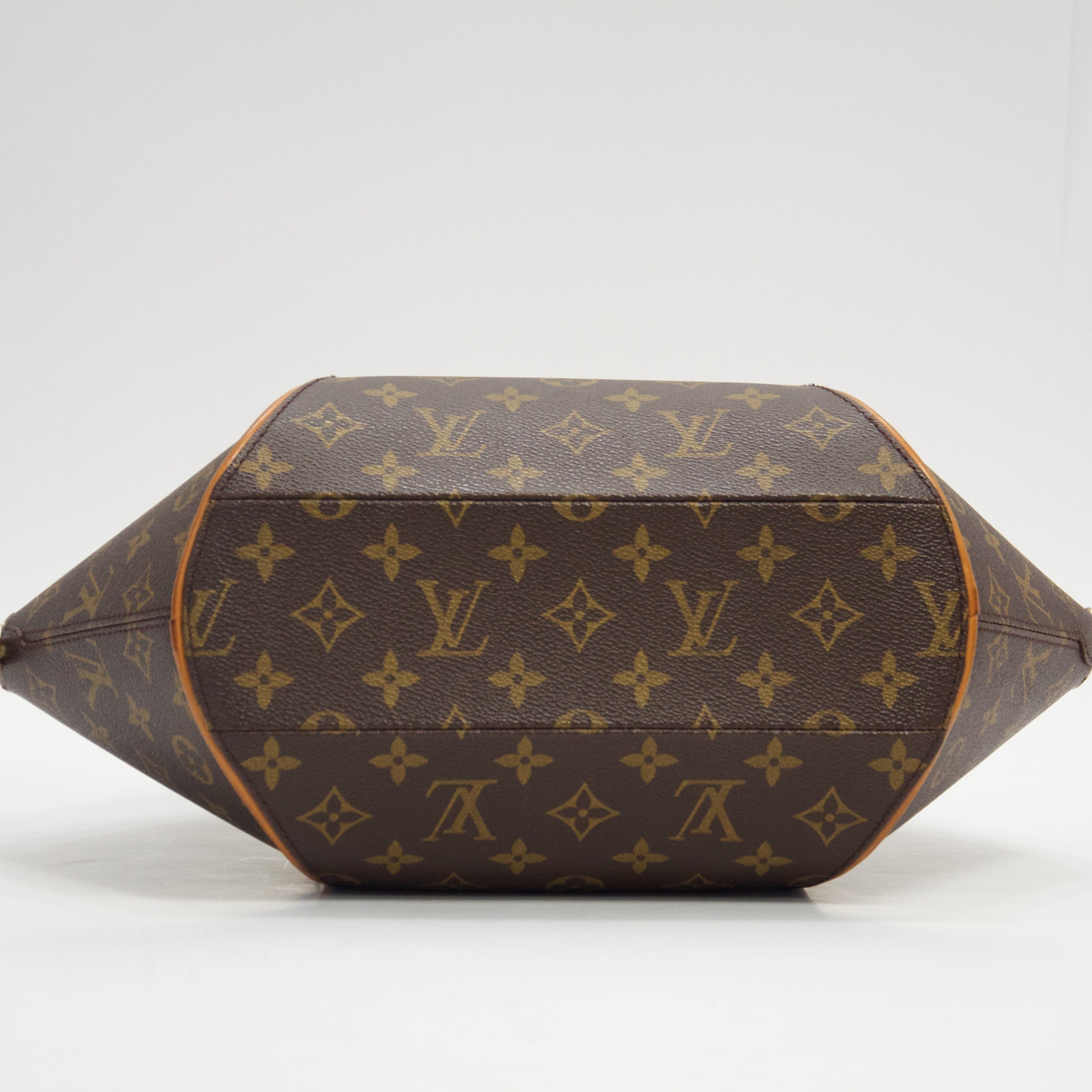 Louis Vuitton Monogram Ellipse MM