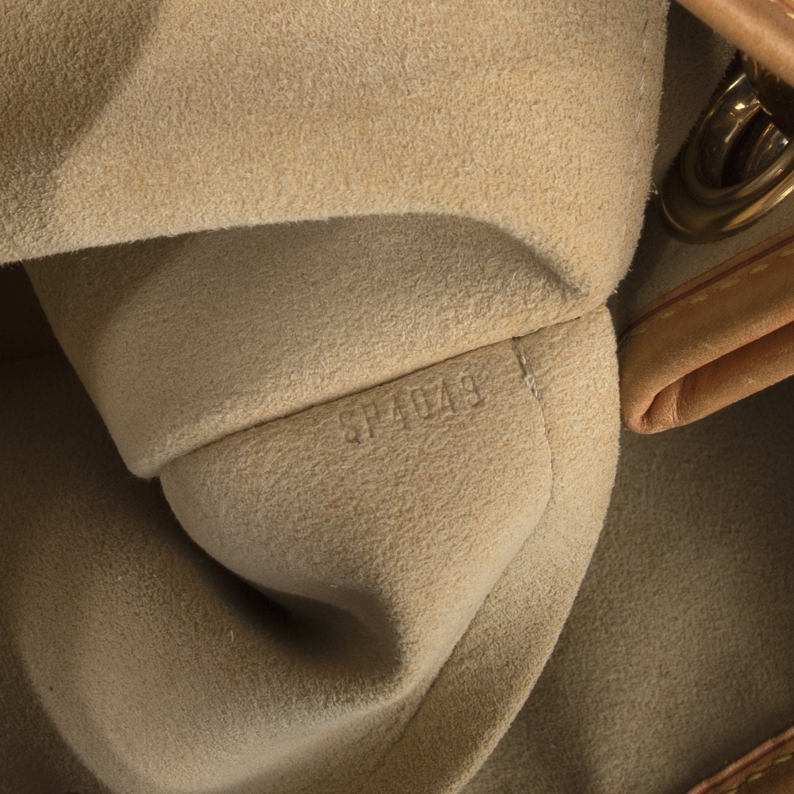 Louis Vuitton Monogram Galleria PM