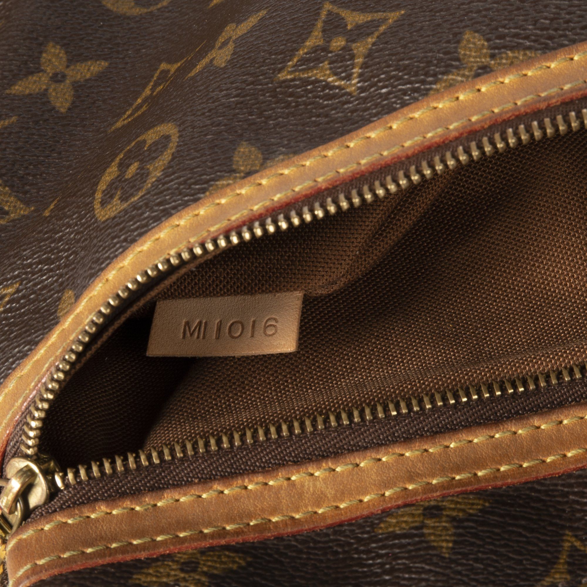 Louis Vuitton Monogram Pochette Bosphore