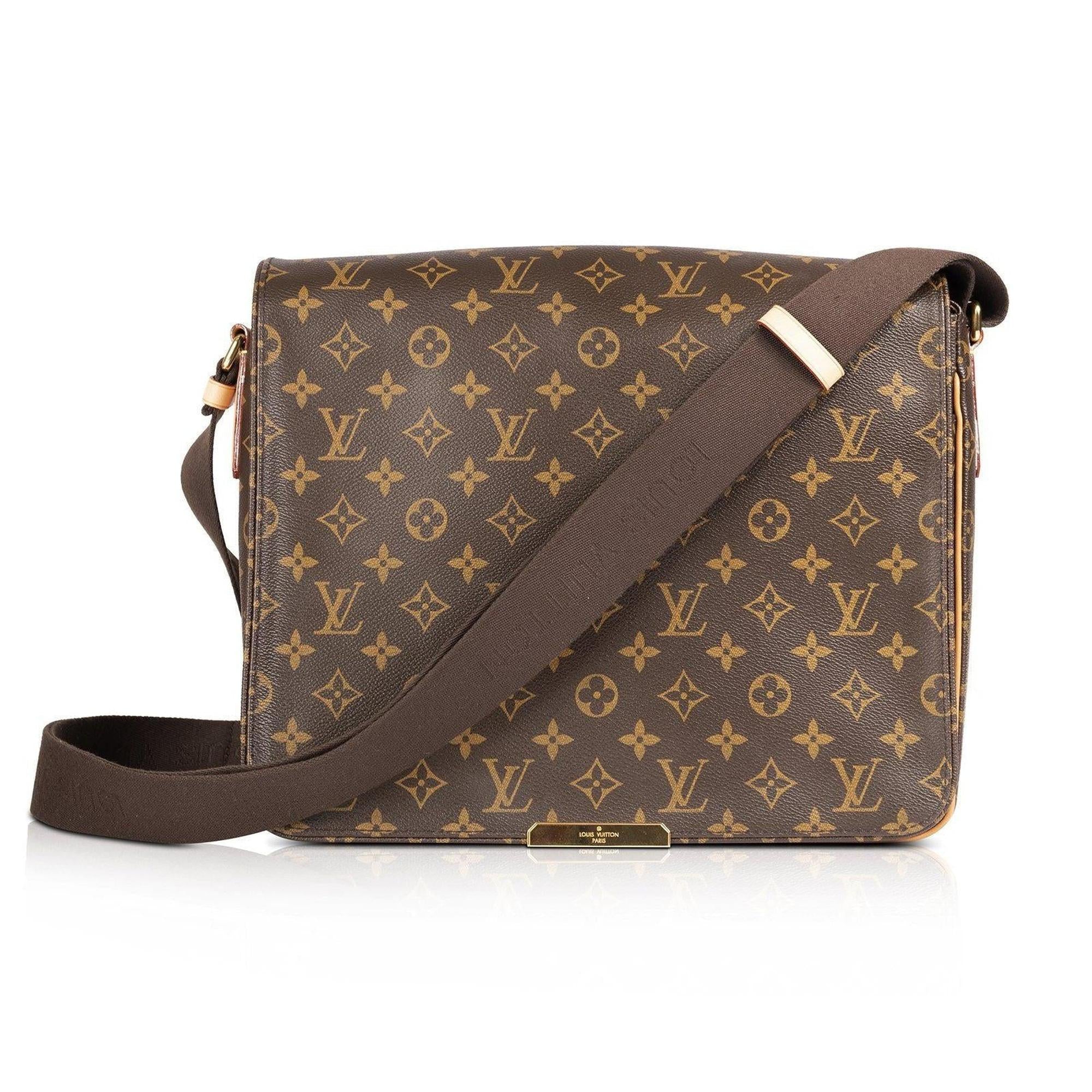 Louis Vuitton Monogram Valmy MM Messenger Bag