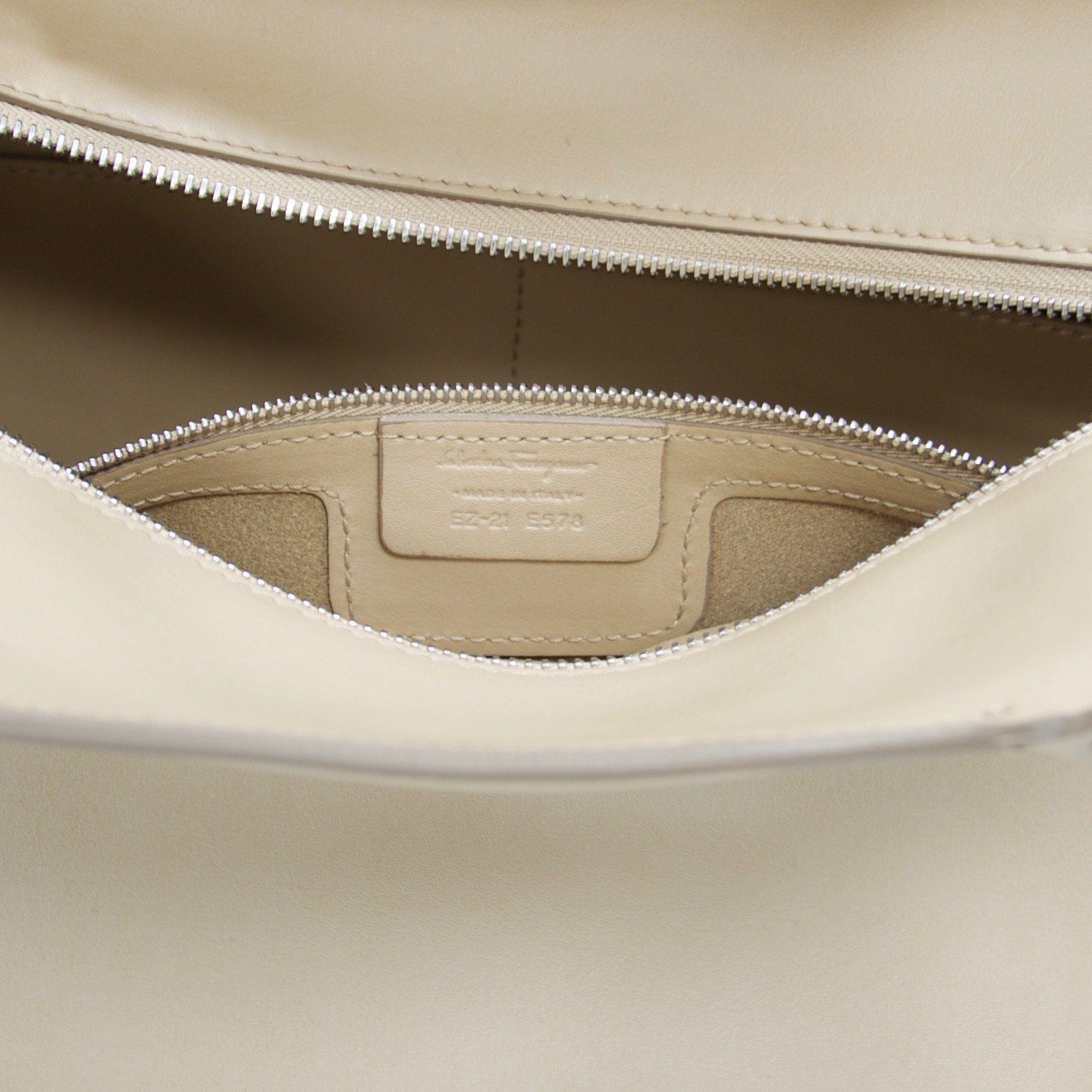 Salvatore Ferragamo Large Norlita Tote